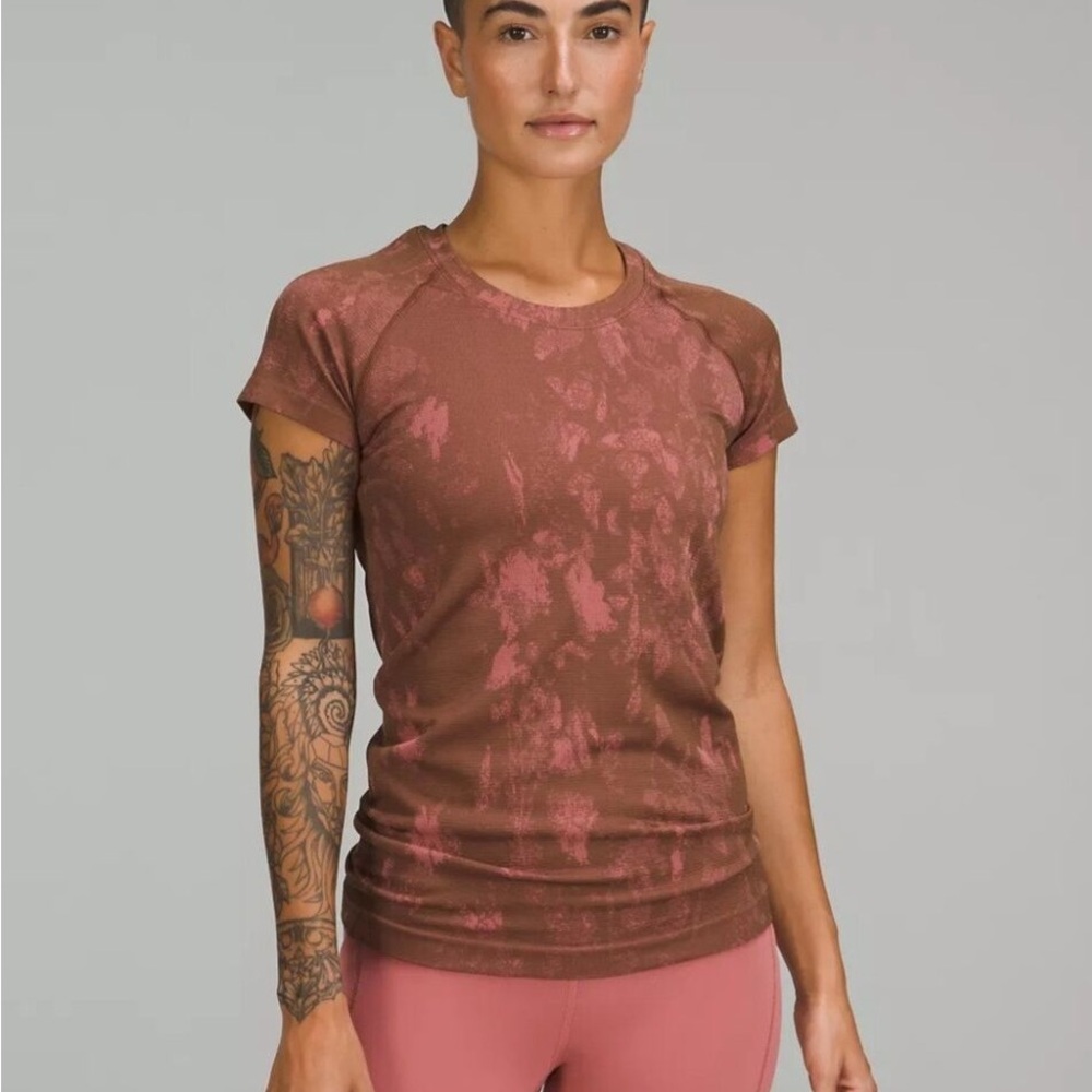 Lululemon Swiftly Tech